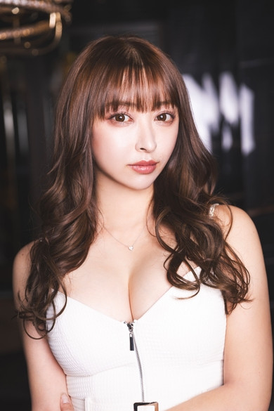 叶 芽依プロフィール写真7